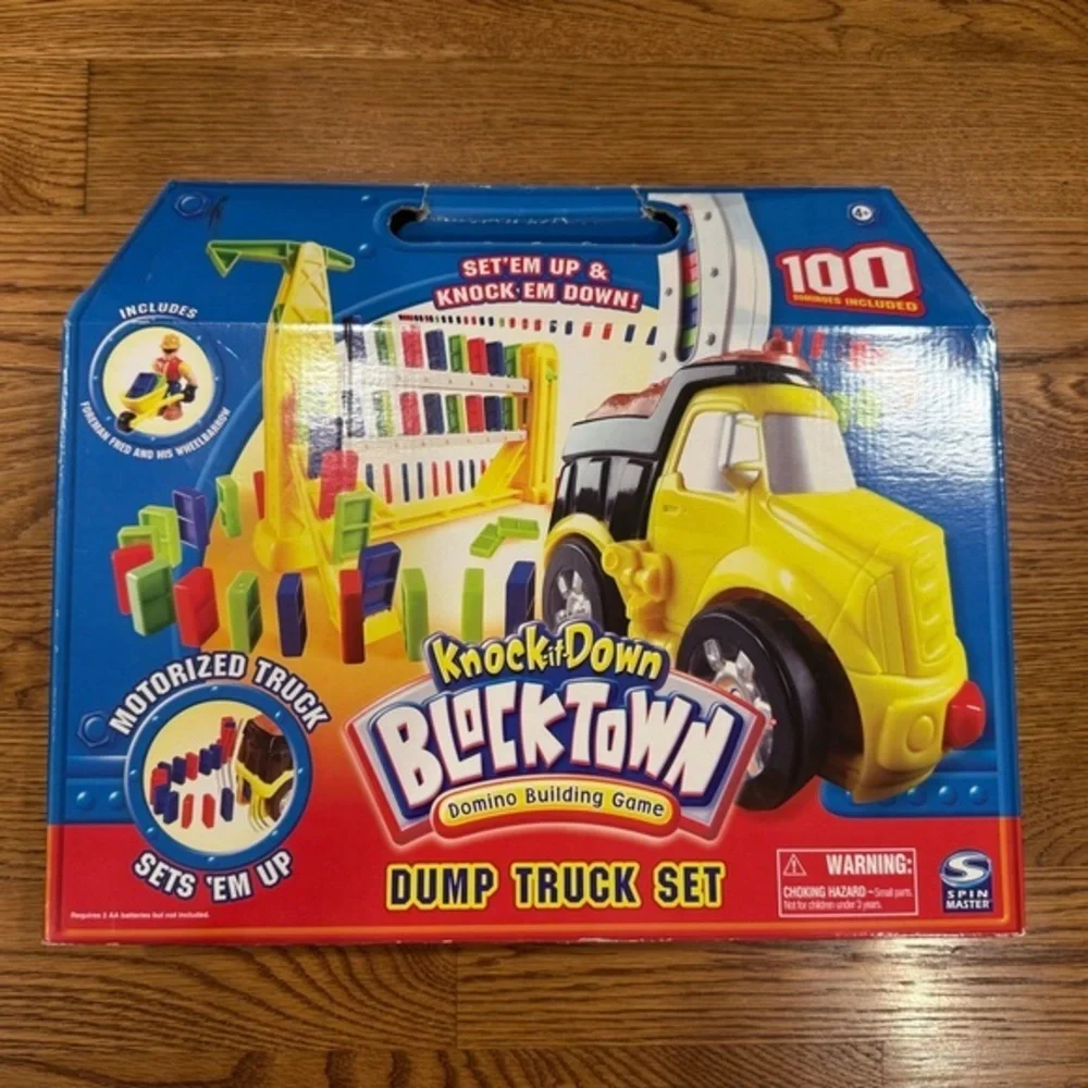SPIN MASTER KNOCK-IT-DOWN BLOCK TOWN 100 DOMINOES GAME SET